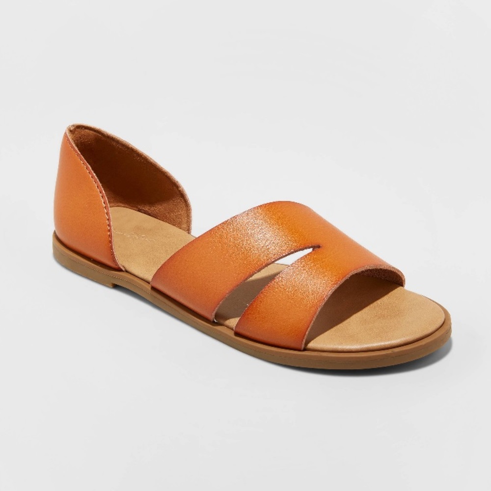 NWOT Universal Thread Women’s Cognac sandals